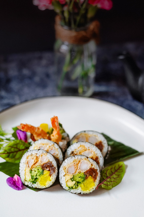TAKO YAKI Sushi Bar